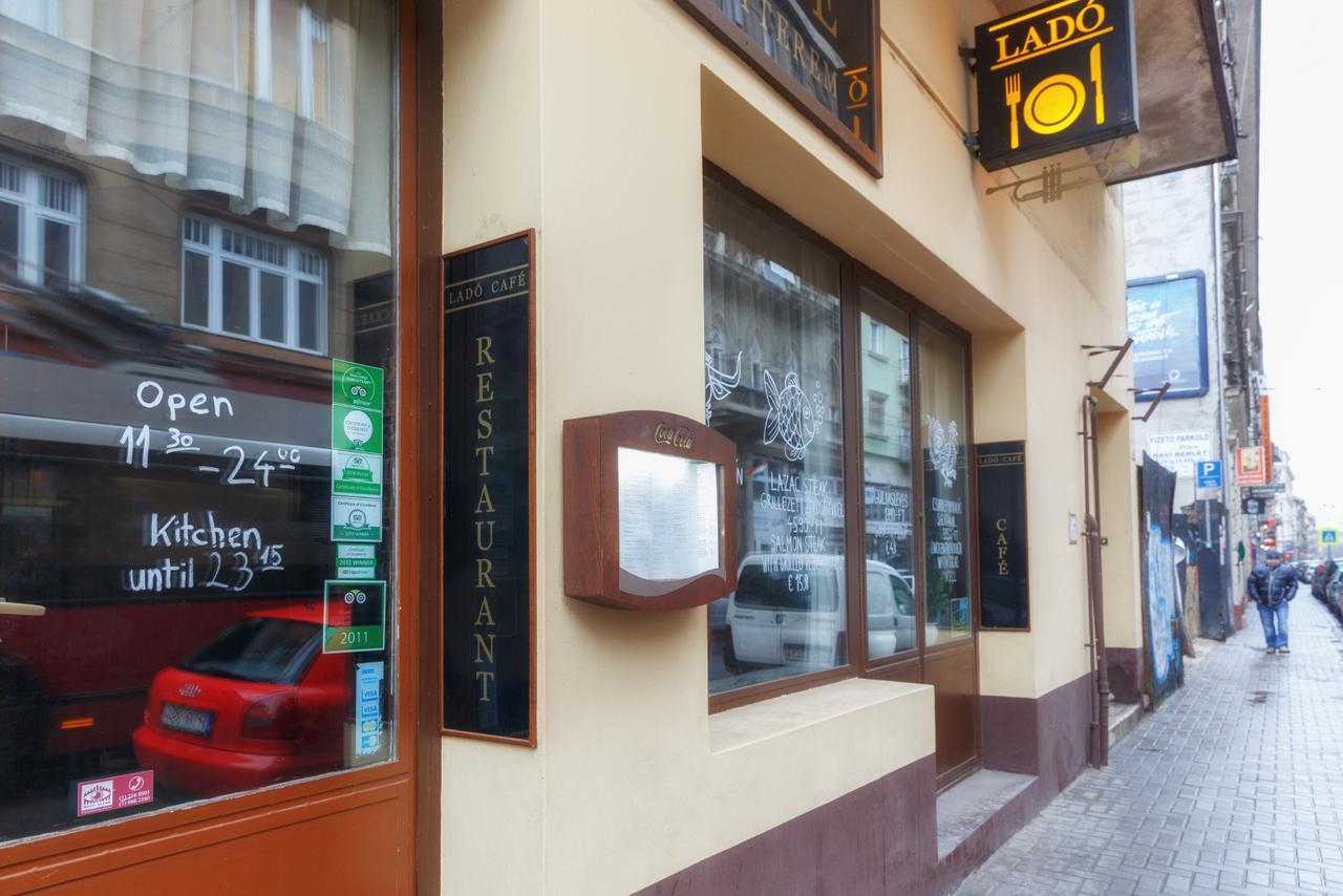 Julia Superior Apartment In The City Center., Budapest